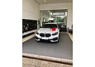 BMW 118i Sport Line/ LED/CarPlay / Service Inklusive
