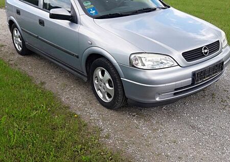 Opel Astra 1.6 Edition 100 Edition 100