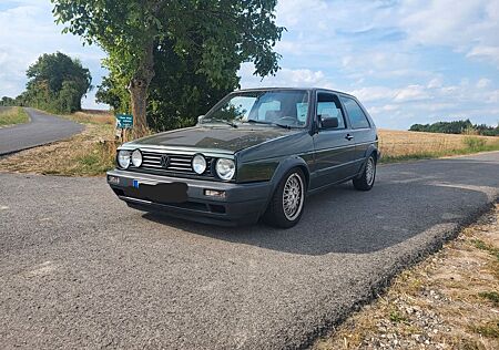VW Golf Volkswagen 2
