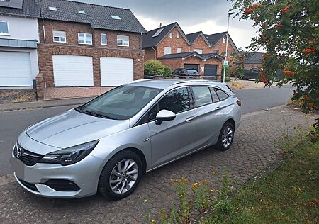 Opel Astra ST 1.2 Direct Inj Turbo 96kW Elegance ...