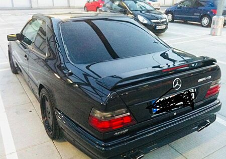 Mercedes-Benz E 320