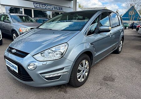 Ford S-Max Titanium
