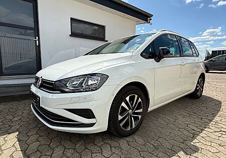 VW Golf Sportsvan Volkswagen /AHK/Sitzheizung/Navi