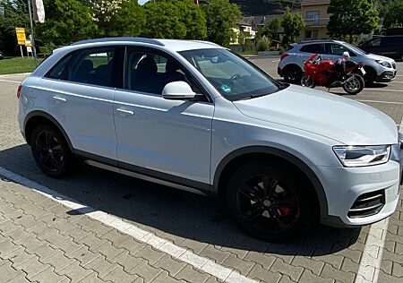 Audi Q3 2.0 TDI -