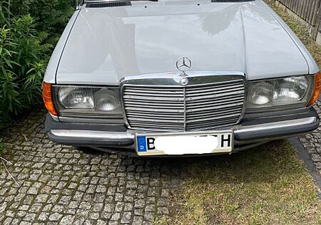 Mercedes-Benz 240 W123 Kombi 240D