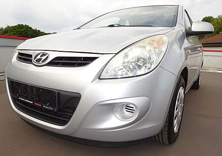 Hyundai i20 Edition +°Klima°Scheckheft°TÜV NEU°AHK°