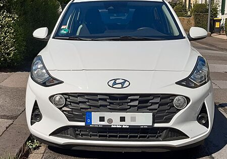 Hyundai i10 Select, KLIMAANLAGE, TEMPOMAT, SITZHEIZUNG, PDC