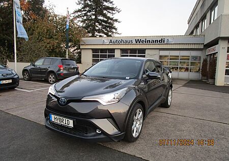 Toyota C-HR 1,8 Hybrid Lounge, Navi.