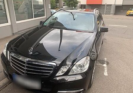 Mercedes-Benz E 350 CDI T BlueEFF. AVANTGARDE Standheizung!!!