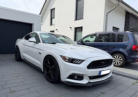 Ford Mustang GT 5.0 V8 Black Shadow/1 Hd./Scheck/DE