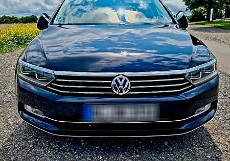 VW Passat Variant Volkswagen 2.0 TDI DSG Highline Variant ...