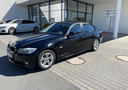 BMW 318i E90 Facelift