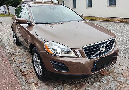 Volvo XC 60 XC60 DRIVe Kinetic Kinetic Standheizung