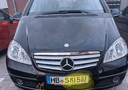 Mercedes-Benz A 180 AVANTGARDE Autotronic AVANTGARDE