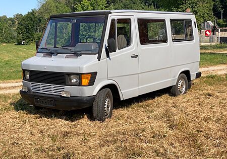 Mercedes-Benz T1 210 Diesel Bremer