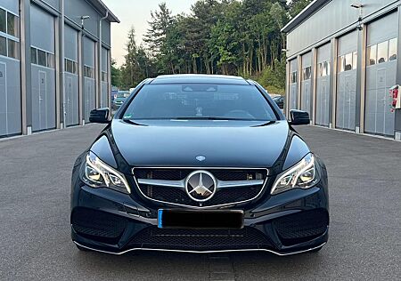 Mercedes-Benz E 350 Coupé 4MATIC Performance Performance