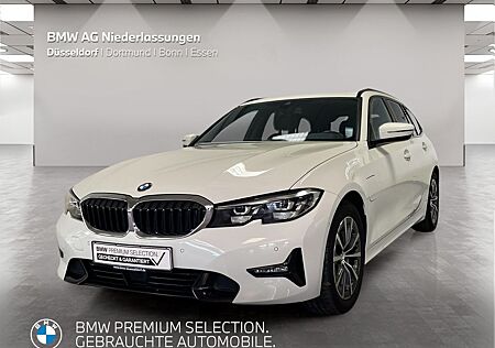 BMW 330e Touring Sport Line AHK LiveCockpitProf LED