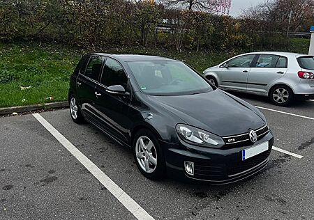 VW Golf Volkswagen 2.0 TDI GTD GTD