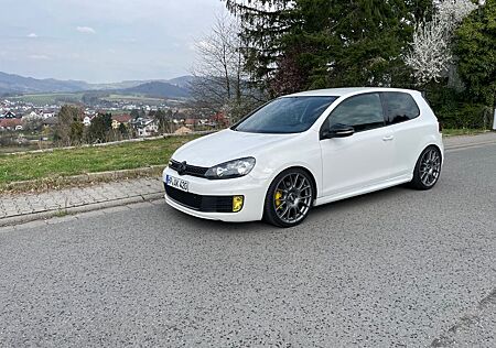 VW Golf Volkswagen 6 GTD, 170PS, 8-fach bereift von BBS