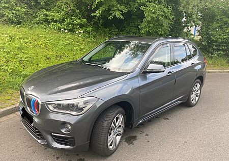 BMW X1 xDrive20i Sport Line Steptronic Sport Line