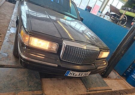 Lincoln Town Car