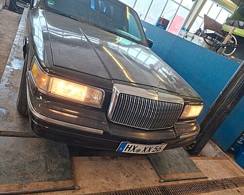 Lincoln Town Car