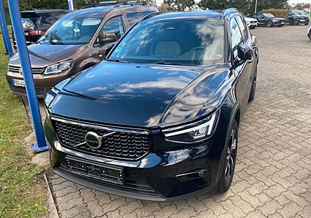 Volvo XC 40 XC40 B3 Plus Dark DCT