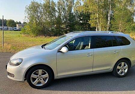 VW Golf Volkswagen 1.4 TSI DSG Exclusive Variant Exclusive
