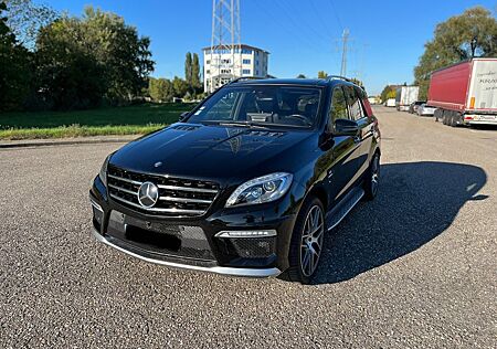 Mercedes-Benz ML 63 AMG M -Klasse