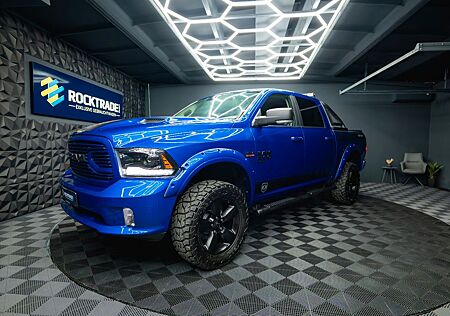 Dodge RAM 5.7 V8 HEMI 4x4 OFFROAD Night-Paket *LED*