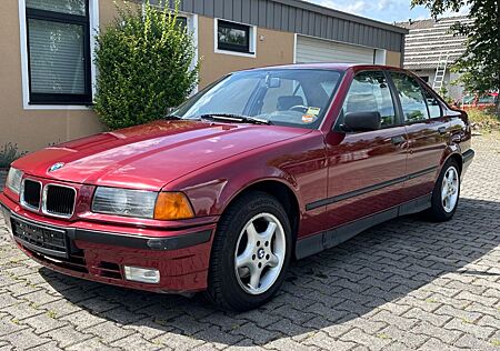 BMW 318 i Limousine E36 Automatik-Leder
