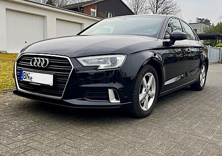 Audi A3 Limousine 150ps Sport, Navi, PDC vo+hi, pano