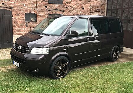VW T5 Multivan Volkswagen Highline