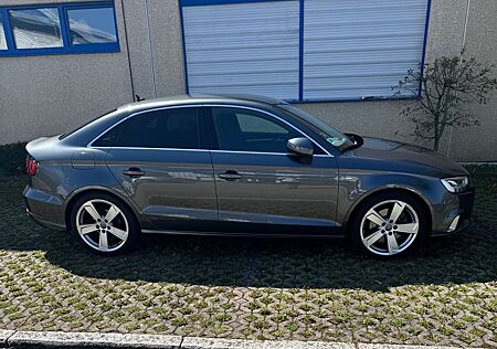 Audi A3 40 TFSI S tronic quattro sport sport