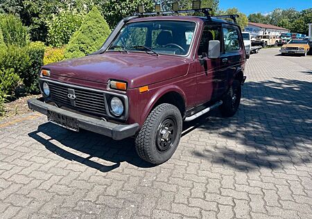 Lada Niva 1.7i Only Special