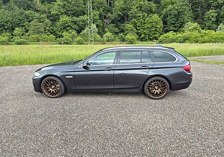 BMW 530d xDrive Touring LCI H&K