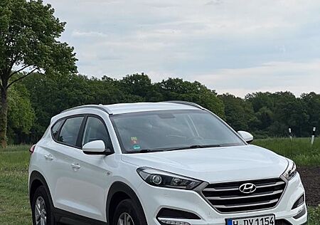 Hyundai Tucson blue 1.6 GDI Trend2WD Trend