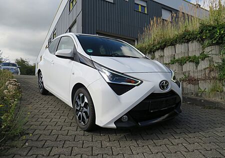 Toyota Aygo (X) Aygo -play*TeamD*Tempoma*Apple*Rückfahrkam