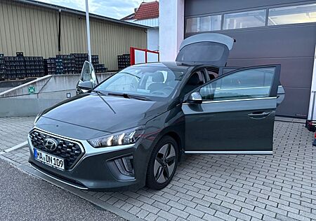 Hyundai Ioniq 1.6l GDi HYBRID -