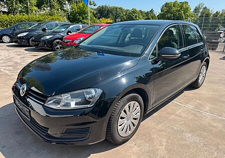 VW Golf Volkswagen VII Lim. Trendline BMT