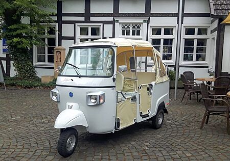 Piaggio APE Calessino 200