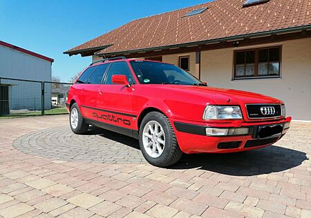 Audi 80 2.6 E Avant quattro