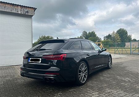 Audi A6 40 TDI S tronic S line Avant S line