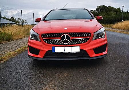 Mercedes-Benz CLA 200 AMG Line AMG Line