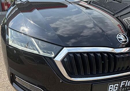 Skoda Octavia Style Leder Navi Kamera ACC WLAN LED app