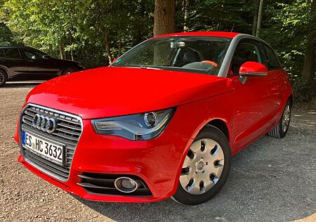 Audi A1 1.4 TFSI S tronic 119g CO2 Ambition Ambition