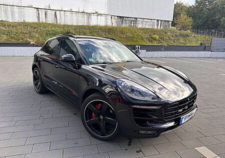 Porsche Macan Turbo