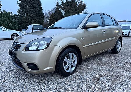 Kia Rio 1.4*KLIMA*MFL*TÜV 07-2027*KD NEU*WR*2.HAND*