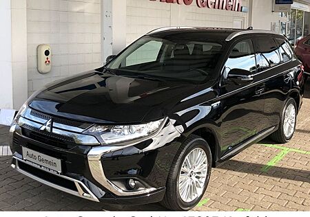 Mitsubishi Plug in Hybrid Outlander Outlander Plug-in Hybrid BASIS 2.4 4WD