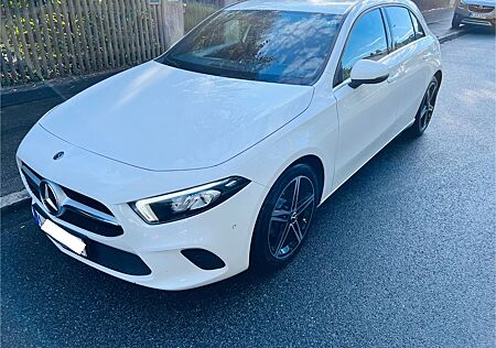 Mercedes-Benz A 180 gebraucht kaufen Mercedes-Benz A 180 d DCT - NAVI*Sport*Top